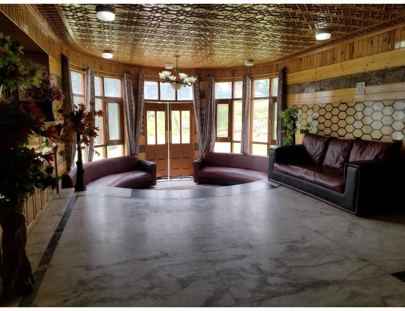 Fluorescence Hotel And Restaurant, Gulmarg Exterior foto